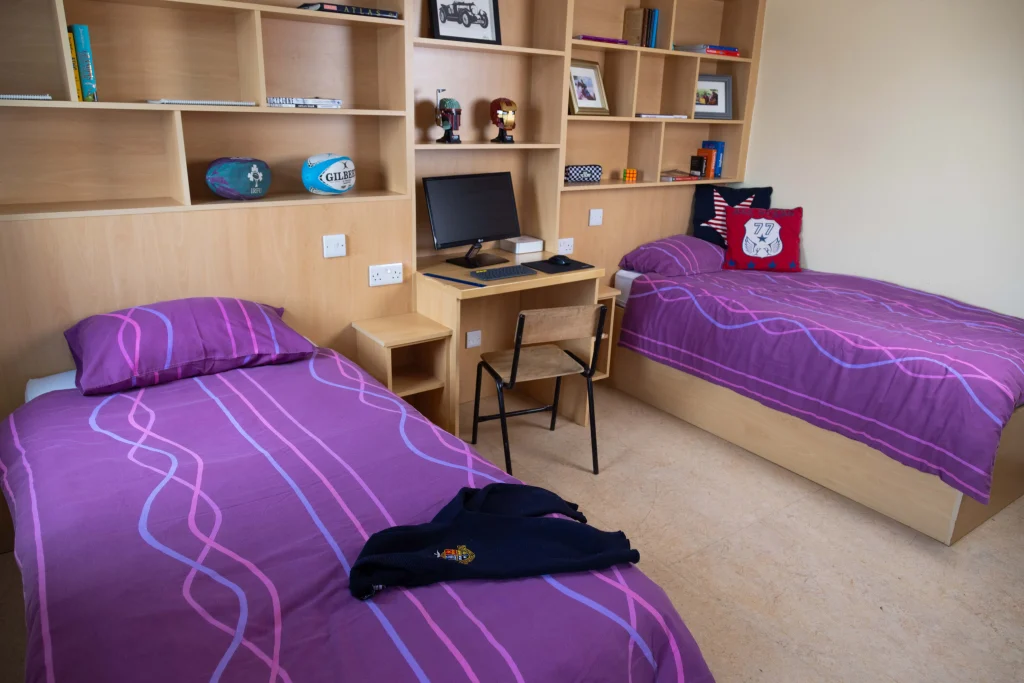 students double room